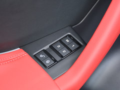 捷豹F-PACE 2018款 3.0 SC 四驱R-Sport运动版