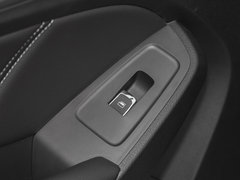 荣威RX5新能源 2017款 ERX5 EV400 电动互联网旗舰版