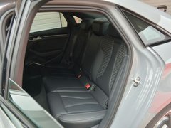奥迪RS3 2017款 RS 3 2.5T Limousine