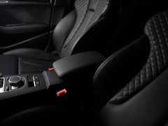奥迪RS3 2017款 RS 3 2.5T Limousine