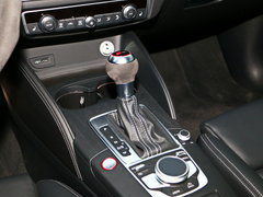 奥迪RS3 2017款 RS 3 2.5T Limousine