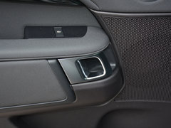 发现 2018款 5.0 V8 SVX 