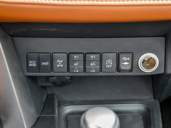 RAV4荣放 2018款 2.5L 自动四驱精英i版