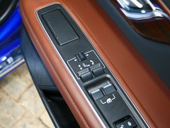 捷豹XEL 2018款 2.0T 250PS 奢华版