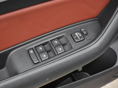 中华V6 2018款 1.5T 自动旗舰型