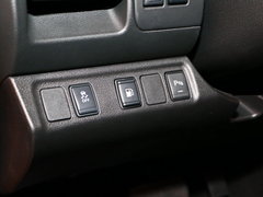 途达 2018款 2.5L 自动四驱旗舰版