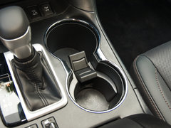 汉兰达 2018款 2.0T 四驱尊贵版 7座