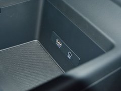 奥迪Q5L 2018款 45 TFSI 尊享豪华运动型 国V