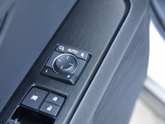 雷克萨斯UX 2019款 260h 探·酷版 国V