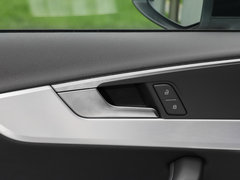 奥迪A4L 2019款 45 TFSI quattro 个性运动版 国VI
