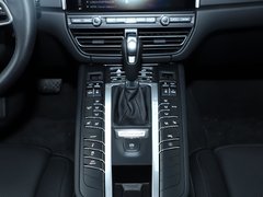 Macan 2020款 Macan Turbo 2.9T