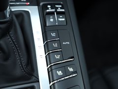 Macan 2020款 Macan Turbo 2.9T