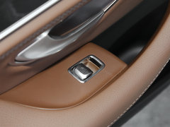 奔驰E级 2019款 E 260 L