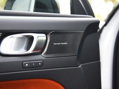 沃尔沃XC40 2020款 T5 四驱智雅运动版