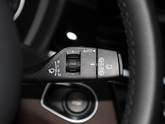 宝马X1新能源 2020款 xDrive30Le 尊享型