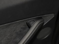 Model Y 2021款  长续航全轮驱动版