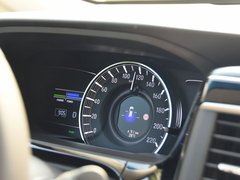艾力绅 2019款 2.0L 混动舒适版