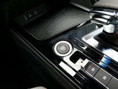 新宝骏RC-6 2019款 1.5T CVT 24小时在线豪华型