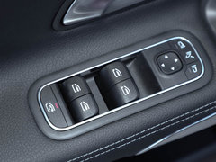 奔驰A级 2019款 改款 A 200 L 运动轿车