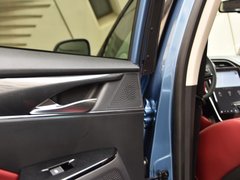 上汽大通MAXUS D60 2019款 1.5T 自动极客全配版 7座