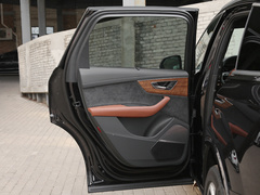 奥迪Q7 2020款 55 TFSI quattro 至尊专享版