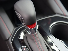 雪佛兰开拓者 2020款 RS 650T Twin-Clutch四驱7座擎版