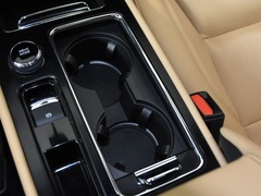 冒险家 2020款 2.0T 四驱尊耀版