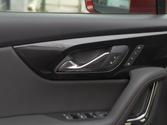 雪佛兰开拓者 2020款 RS 650T Twin-Clutch四驱7座擎版