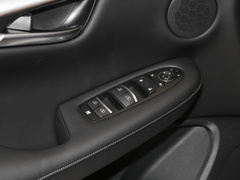 英菲尼迪QX50 2020款 2.0T 四驱菁英版