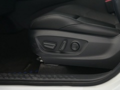 丰田C-HR EV 2020款  尊贵天窗版