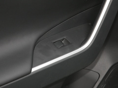 RAV4荣放 2020款 2.0L CVT两驱风尚PLUS版