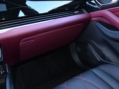 奔腾B70 2021款 1.5T 自动驭享型