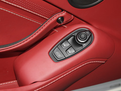 阿斯顿·马丁DB11 2020款 4.0T V8 Volante