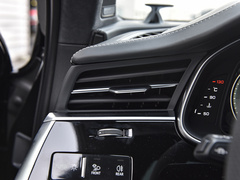 奥迪SQ7 2024款 4.0 TFSI 暗夜骑士版