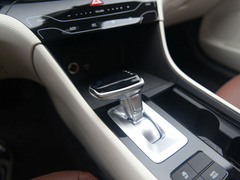 名图 2021款 1.8L CVT尊贵版LUX