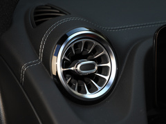 奔驰GLA级AMG 2022款 AMG GLA 35 4MATIC