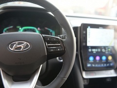 现代ix35 2021款 240T GDi DCT两驱领先版GLS