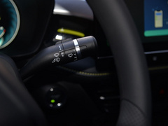 荣威i5 2021款 1.5L CVT星耀版