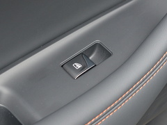 长安UNI-K 2021款 2.0T 尊贵型