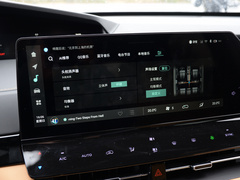 长安UNI-K 2021款 2.0T 全轮驱动尊贵型