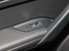 奥迪Q5L 2021款 40TFSI 豪华致雅型