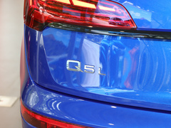 奥迪Q5L 2021款 45TFSI 甄选动感型