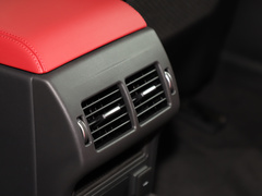 捷豹XEL 2021款 2.0T 250PS 曜黑运动版