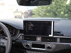 奥迪RS5 2021款 RS5 Sportback 暗金版