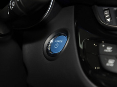 丰田C-HR 2021款 双擎 2.0L E-CVT豪华版