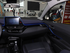 丰田C-HR 2021款 双擎 2.0L E-CVT豪华版