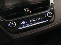 凌尚 2021款 2.0L 尊贵版