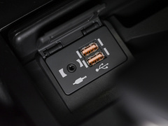 雷克萨斯ES 2021款 300h 卓越版