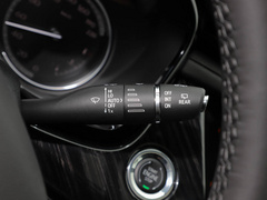 凯迪拉克XT6 2025款 2.0T 六座四驱豪华行政经典版