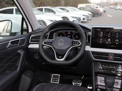 途观L 2022款 380TSI 自动四驱R-Line越享版7座
